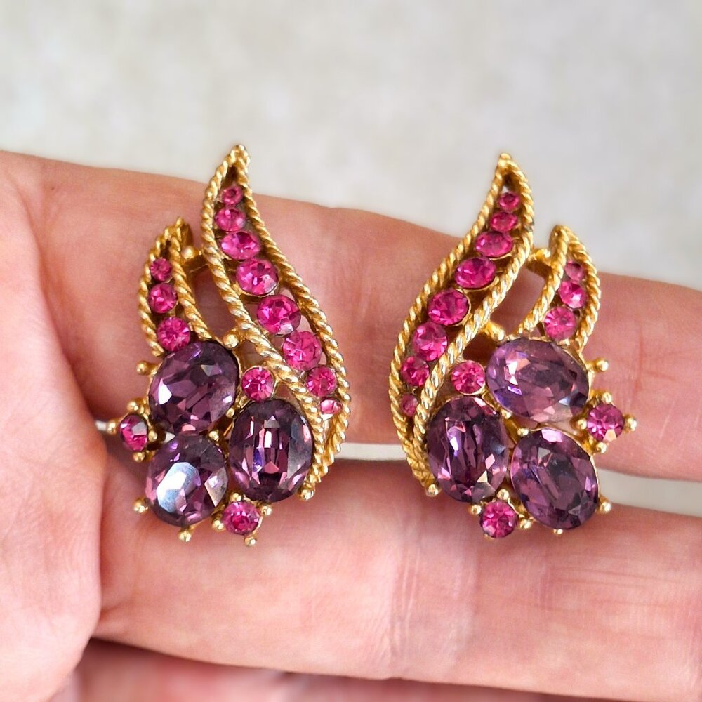 Vintage Crown Trifari Alfred Philipe Fushsia and Purple Rhinestone Earrings